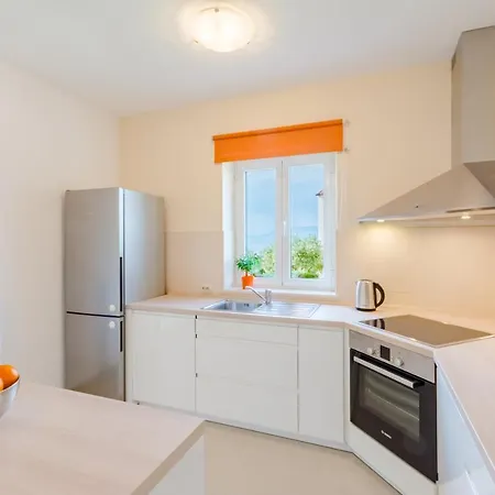 Apartamento Deni With Heating