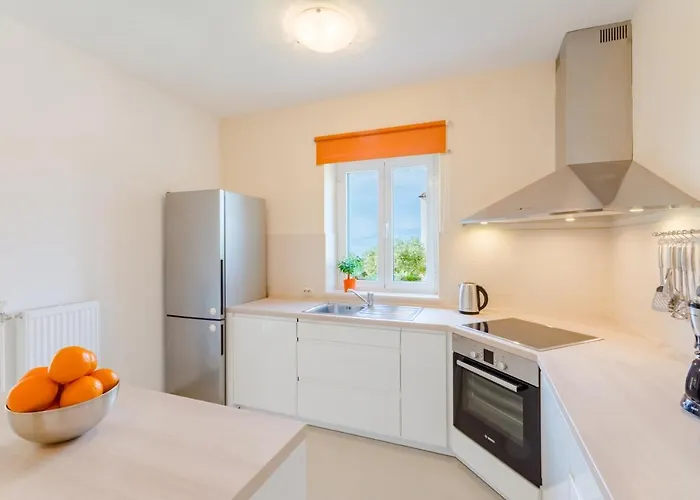 Appartamento Deni With Heating