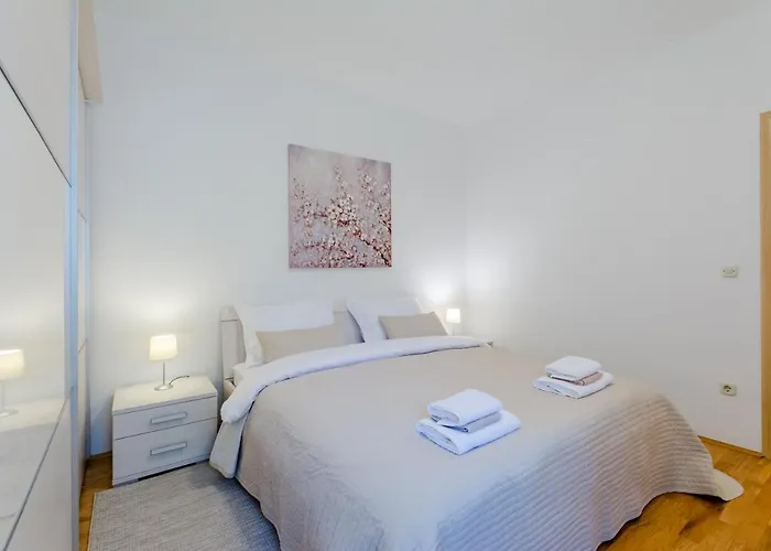 Deni With Heating Appartamento *